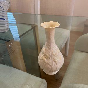 Baleek 7" Creme Vase from Ireland